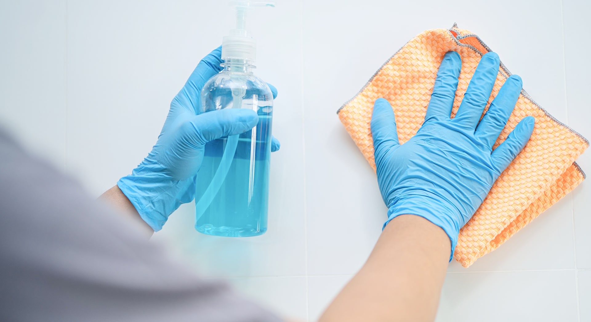 Moving Into a New Home? Clean These Things Before You Unpack