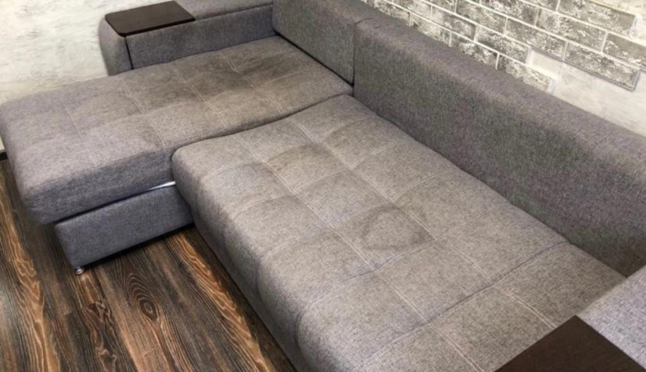 sofa and armchair upholstery cleaning before cleaning